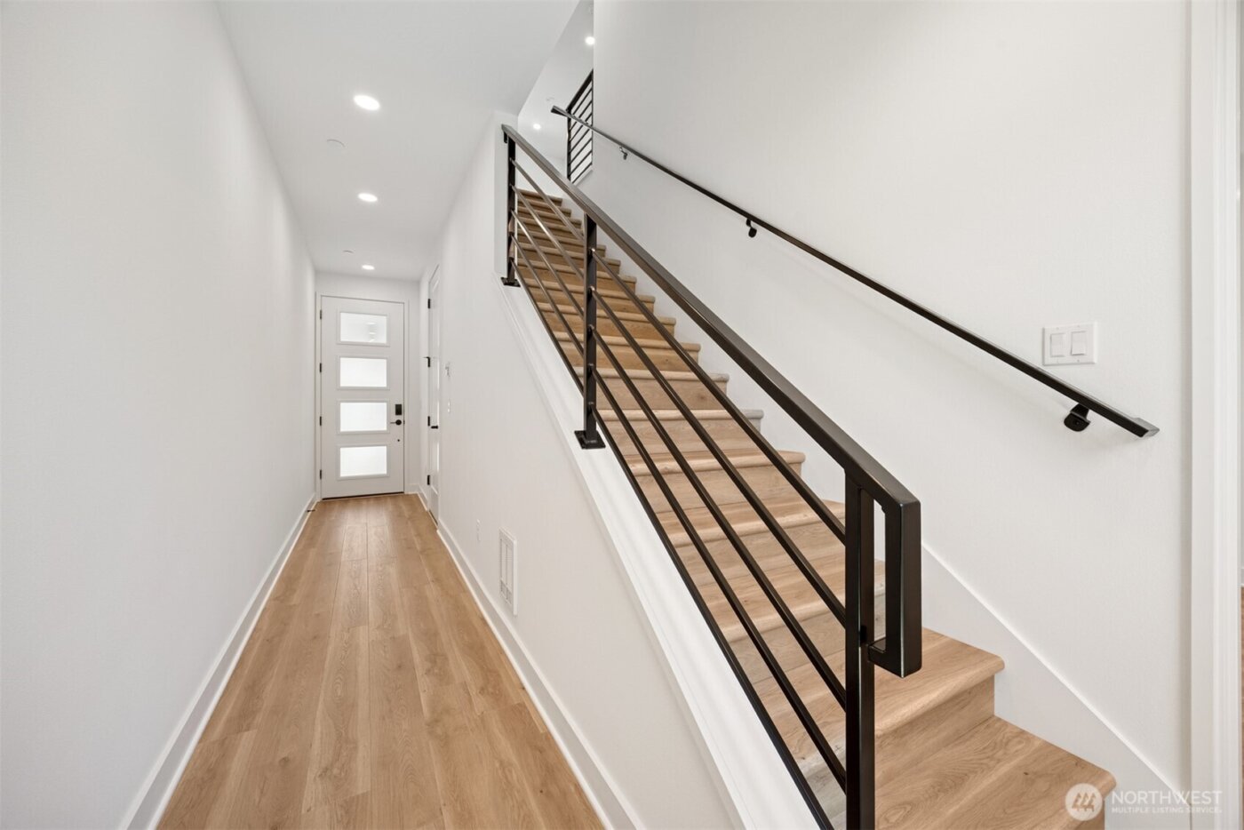 18814 99th Court NE #B, Bothell, WA 98011