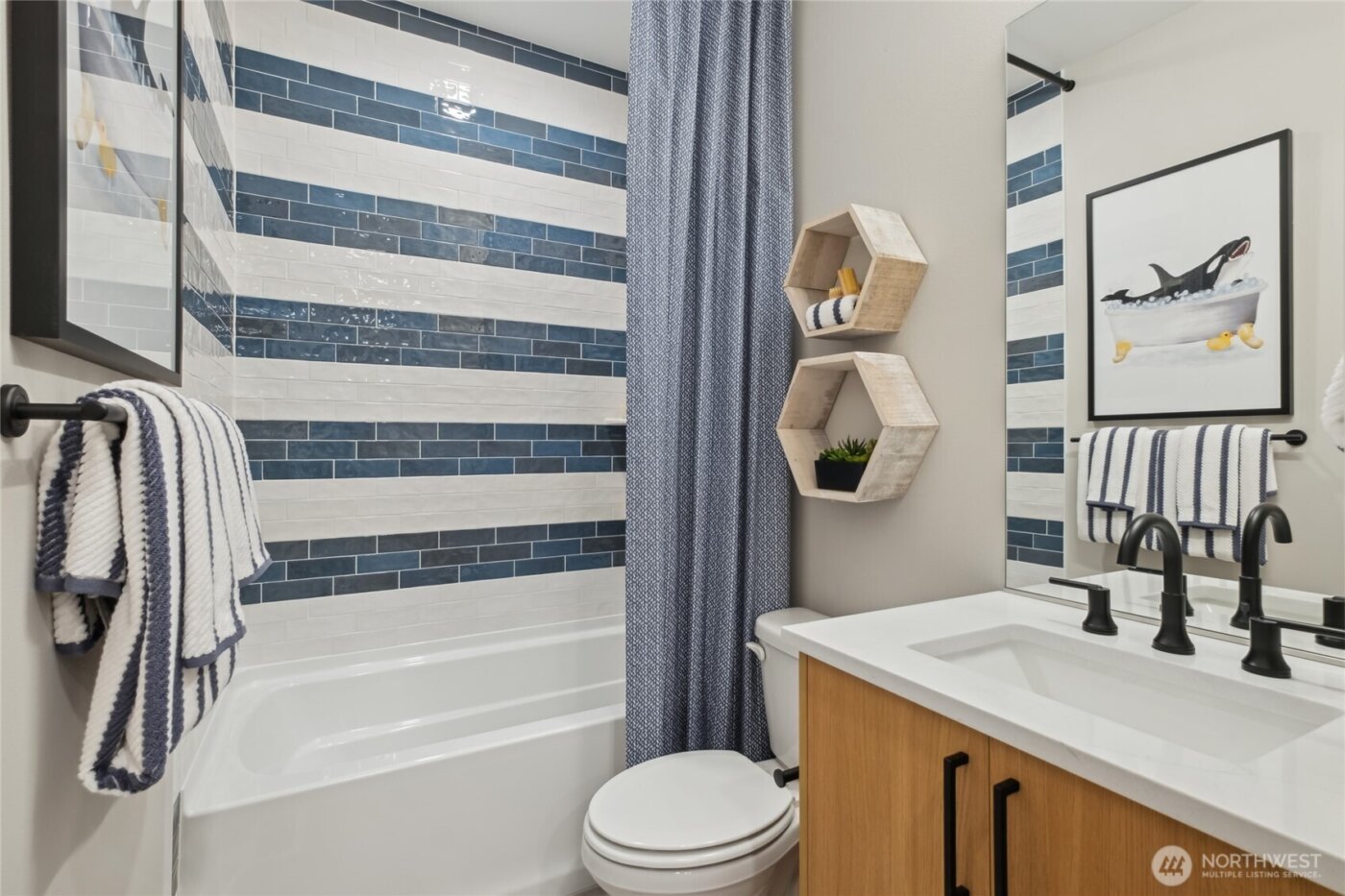 18814 99th Court NE #B, Bothell, WA 98011