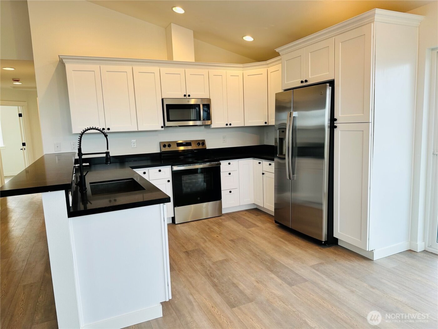 400 Malibu Street SW, Ocean Shores, WA 98569