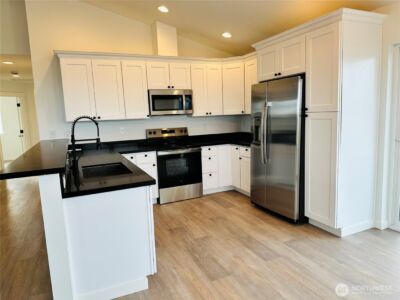 400 Malibu Street SW, Ocean Shores, WA 98569 - Photo 12