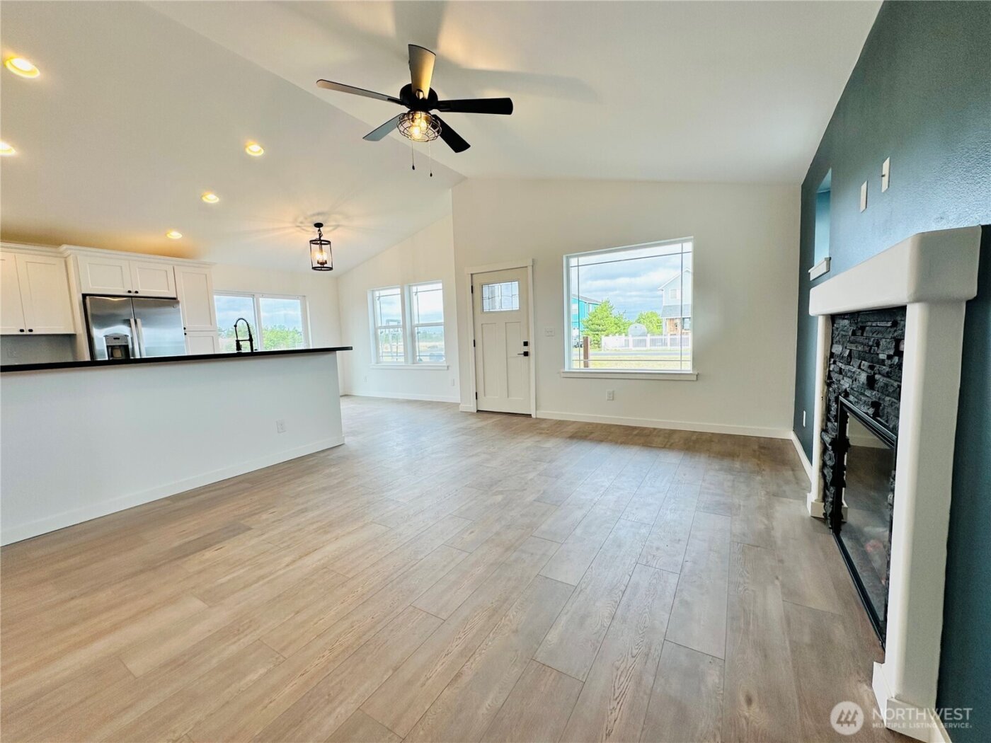 400 Malibu Street SW, Ocean Shores, WA 98569