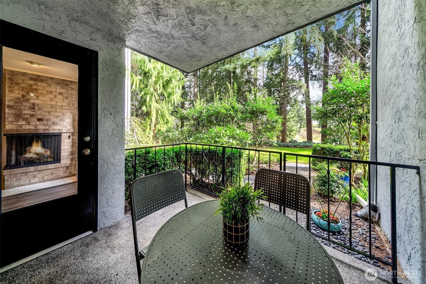 8515 242nd Street SW #103, Edmonds, WA 98026