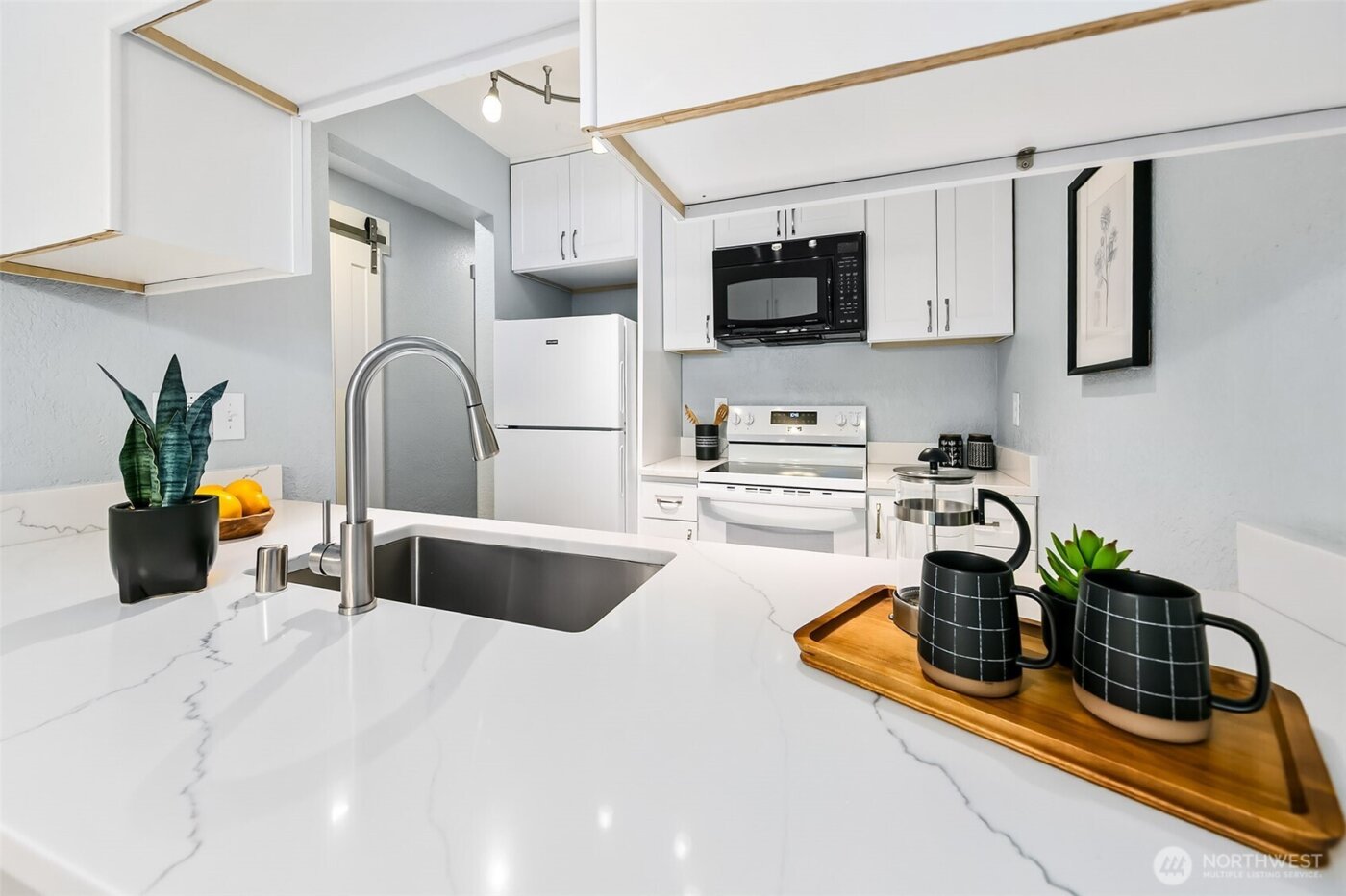 8515 242nd Street SW #103, Edmonds, WA 98026