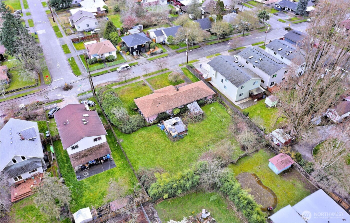 4422 S Myrtle Street , Seattle, WA 98118