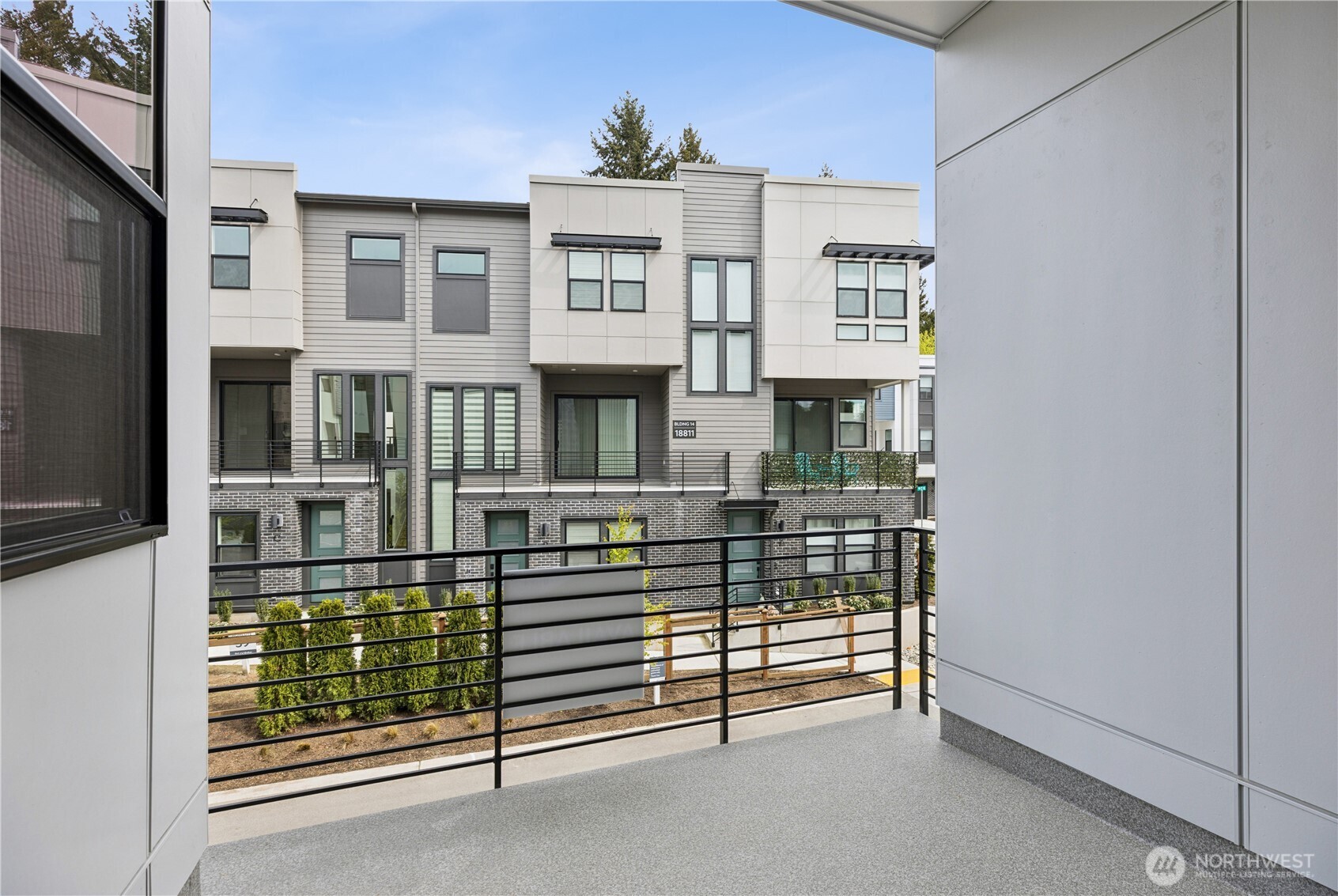 18809 99th Place NE #B, Bothell, WA 98011