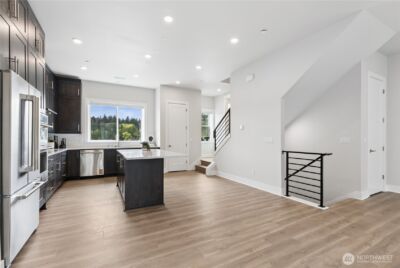 18809 99th Place NE #B, Bothell, WA 98011 - Photo 4