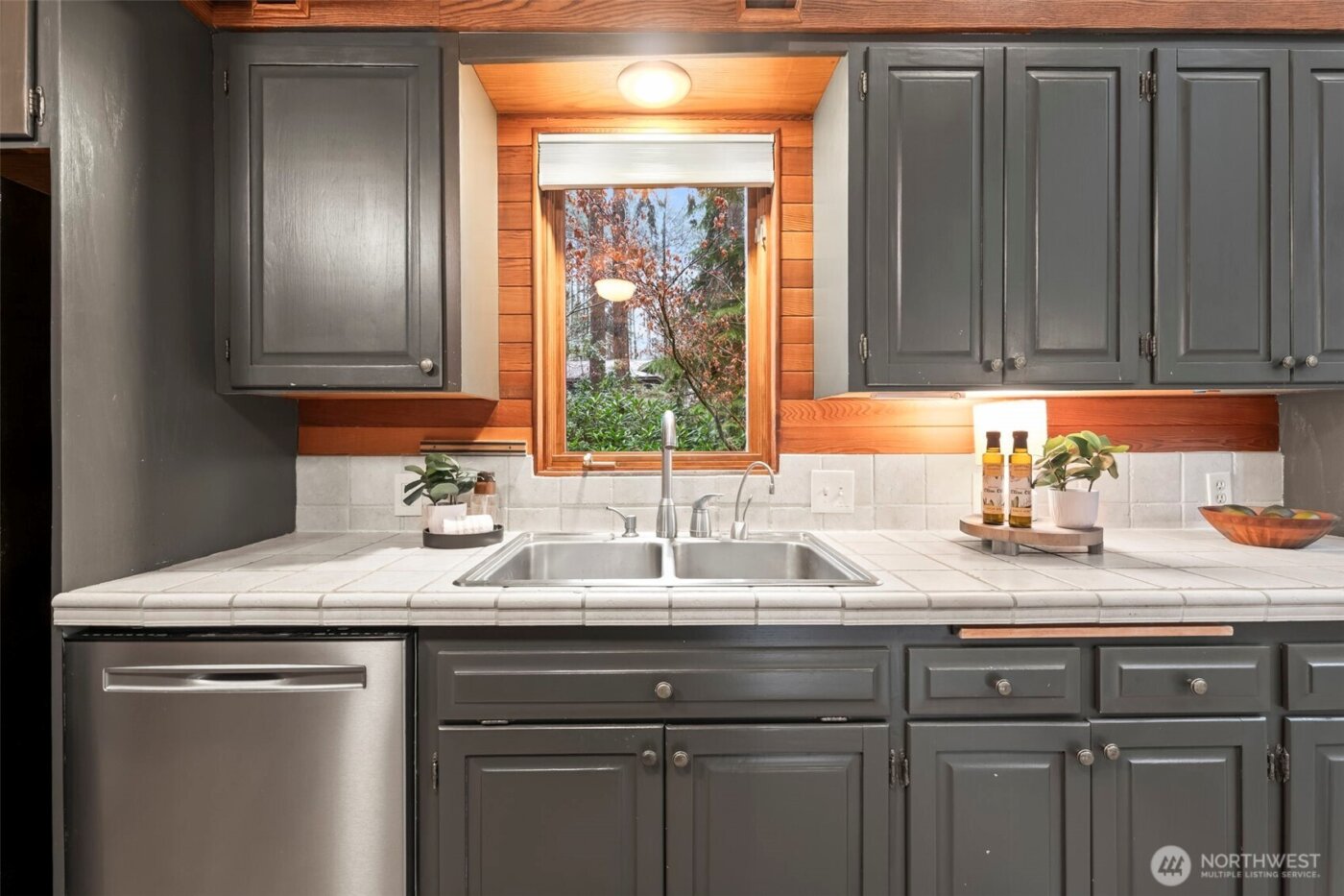 9910 40th Avenue Ct , Gig Harbor, WA 98332