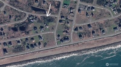 441 W Wind Street , Ocean Shores, WA 98569
