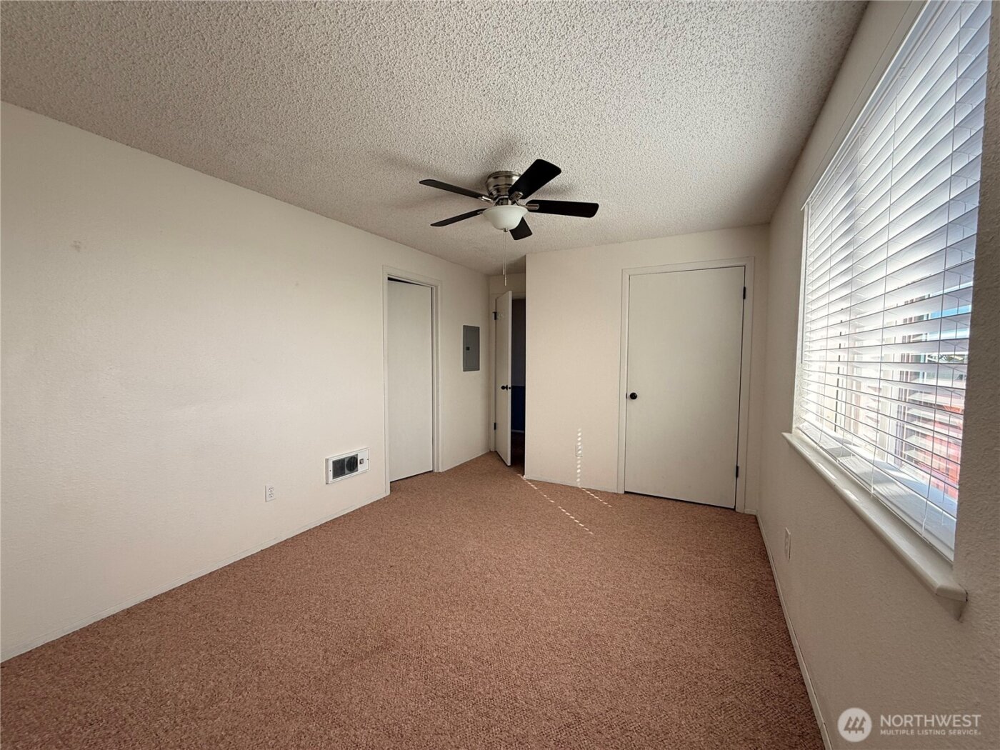 1317 Ocean Shores Blvd SW #2, Ocean Shores, WA 98569