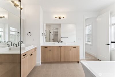 8509 137th Avenue SE, Newcastle, WA 98059 - Photo 24