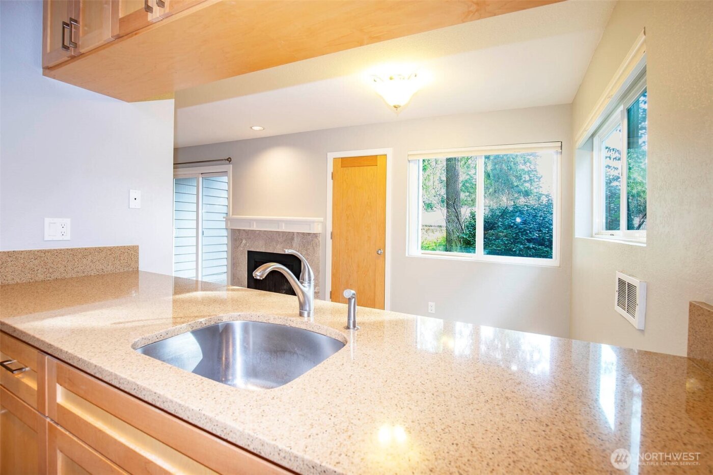 3041 127th Place SE #G12, Bellevue, WA 98005