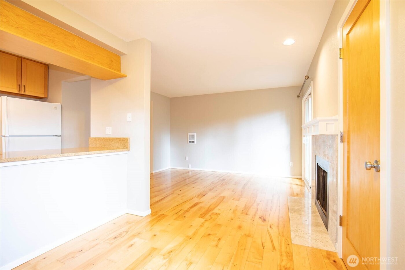 3041 127th Place SE #G12, Bellevue, WA 98005