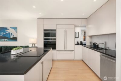 4721 45th Avenue NE, Seattle, WA 98105 - Photo 14