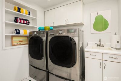 4721 45th Avenue NE, Seattle, WA 98105 - Photo 32