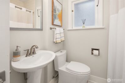 4721 45th Avenue NE, Seattle, WA 98105 - Photo 19