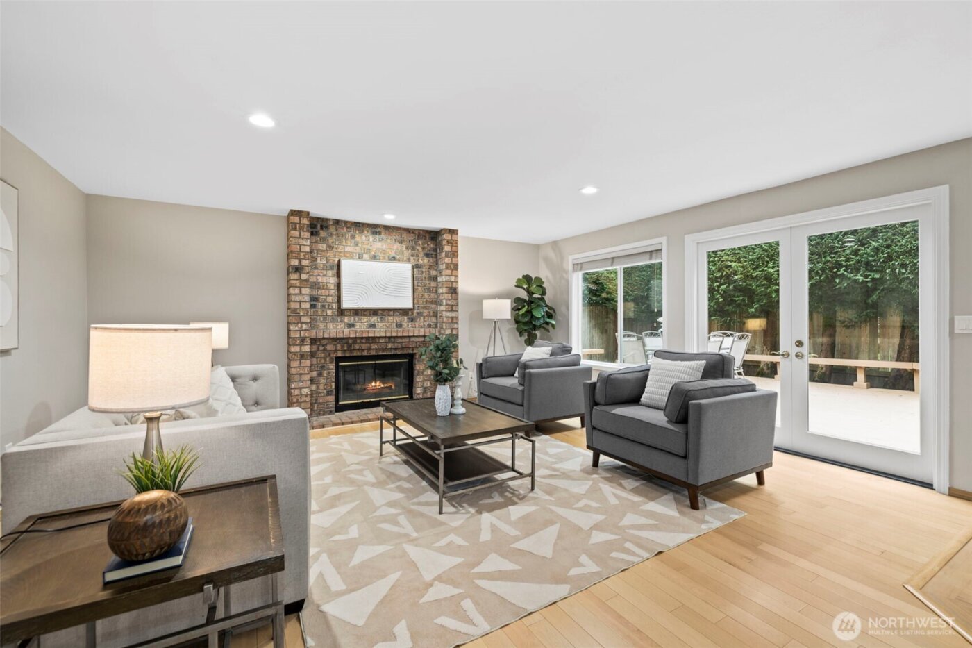 4660 244th Place SE, Sammamish, WA 98029