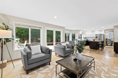 4660 244th Place SE, Sammamish, WA 98029 - Photo 11