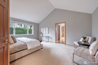 4660 244th Place SE, Sammamish, WA 98029 - Photo 16