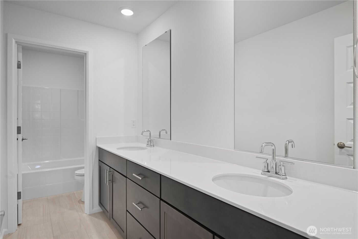 13556 200th Avenue SE, Monroe, WA 98272