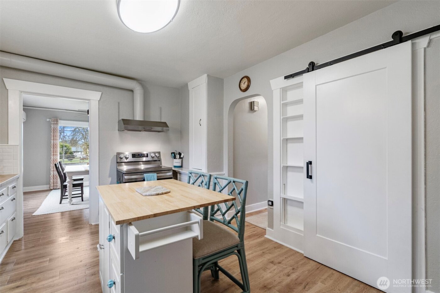 862 King Road , Winlock, WA 98596