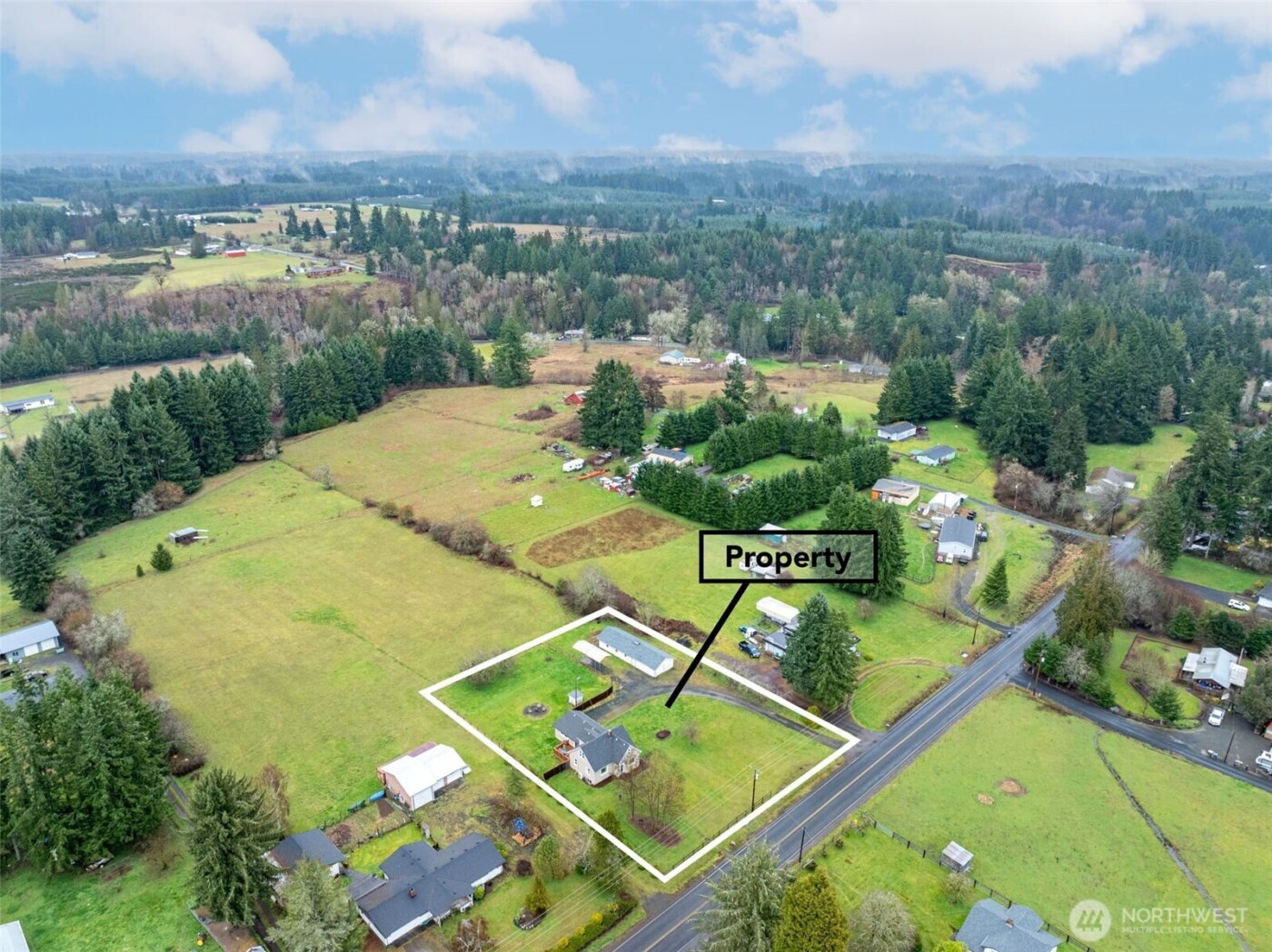 862 King Road , Winlock, WA 98596