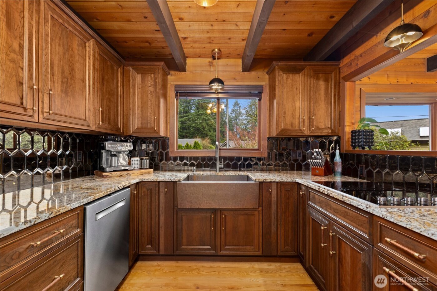 1610 Fawn Court NW, Gig Harbor, WA 98332