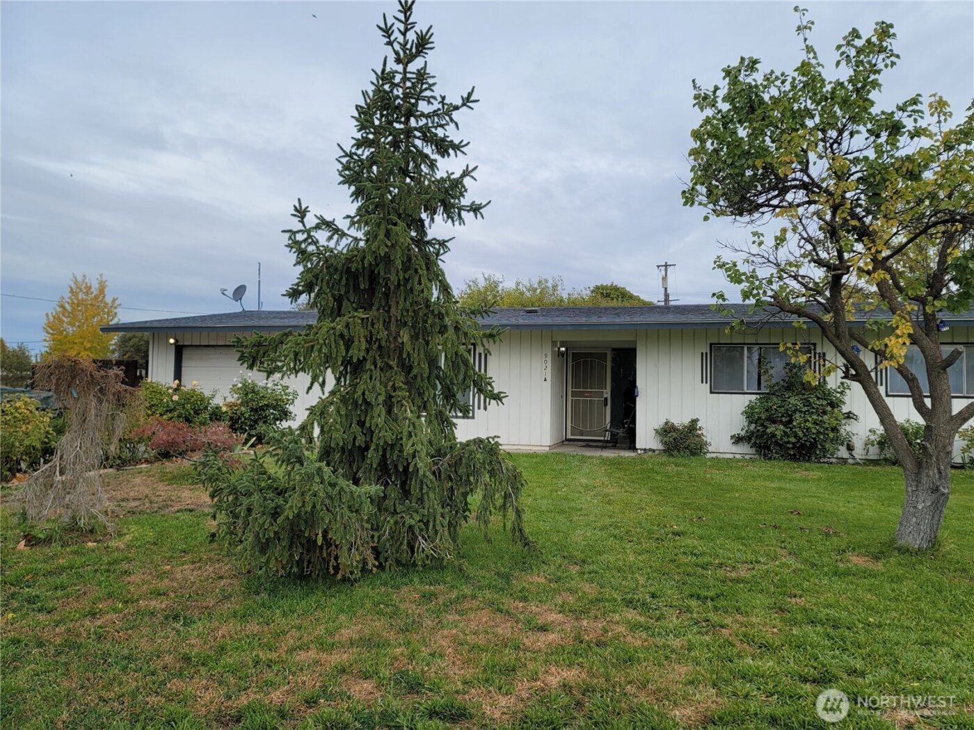 9021 McConnell Drive #A, Moses Lake, WA 98837