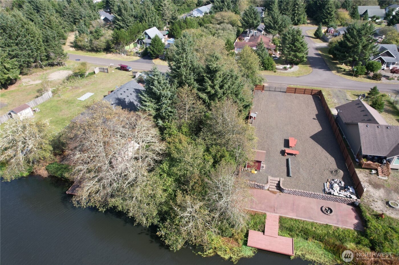 697 Island Circle SE, Ocean Shores, WA 98569