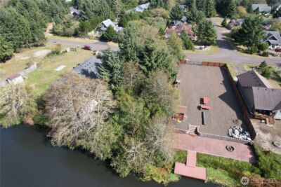 697 Island Circle SE, Ocean Shores, WA 98569 - Photo 12