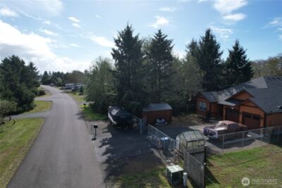 697 Island Circle SE, Ocean Shores, WA 98569 - Photo 17