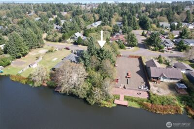 697 Island Circle SE, Ocean Shores, WA 98569 - Photo 2