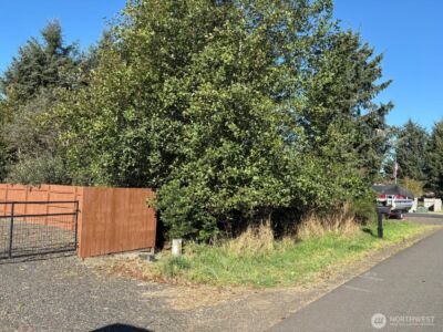 697 Island Circle SE, Ocean Shores, WA 98569 - Photo 22