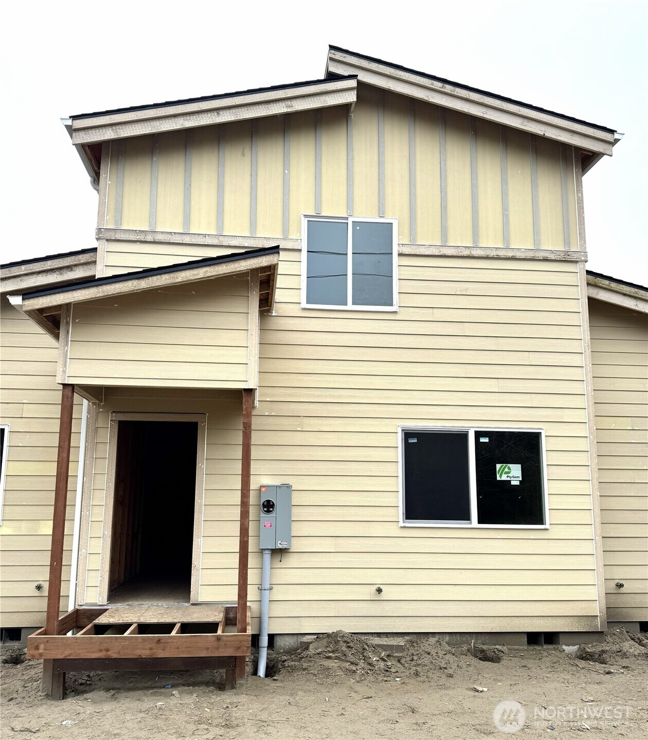937 Mount Olympus Avenue SE #B, Ocean Shores, WA 98569