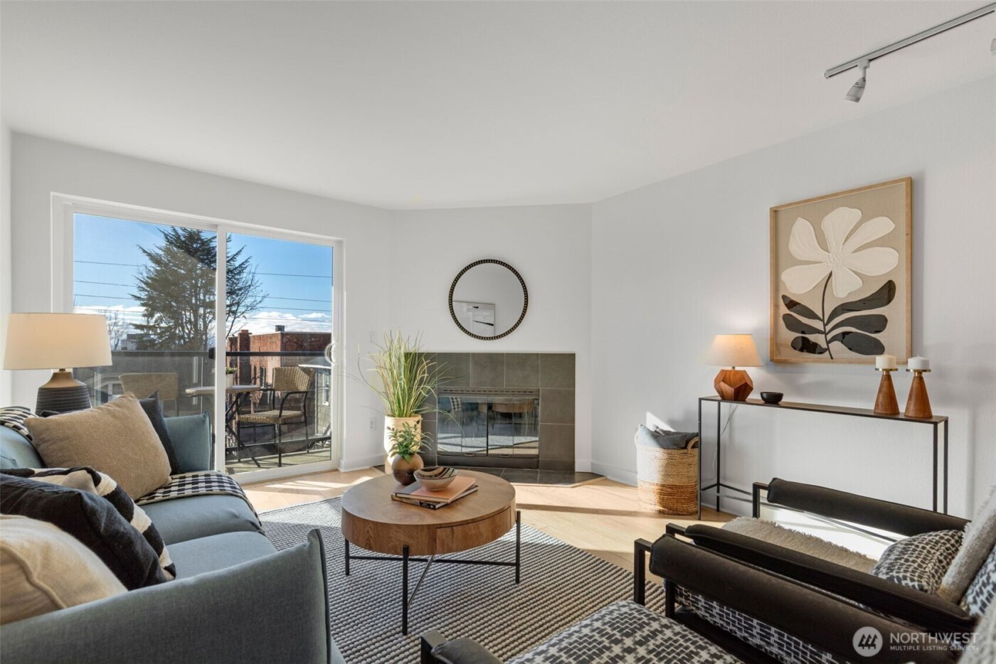 231 Belmont Avenue E #206, Seattle, WA 98102