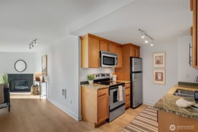 231 Belmont Avenue E #206, Seattle, WA 98102 - Photo 17