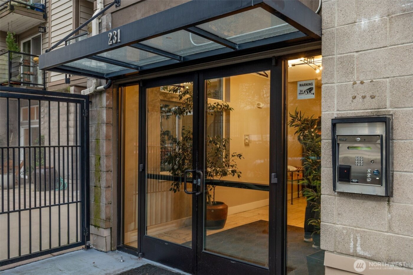 231 Belmont Avenue E #206, Seattle, WA 98102