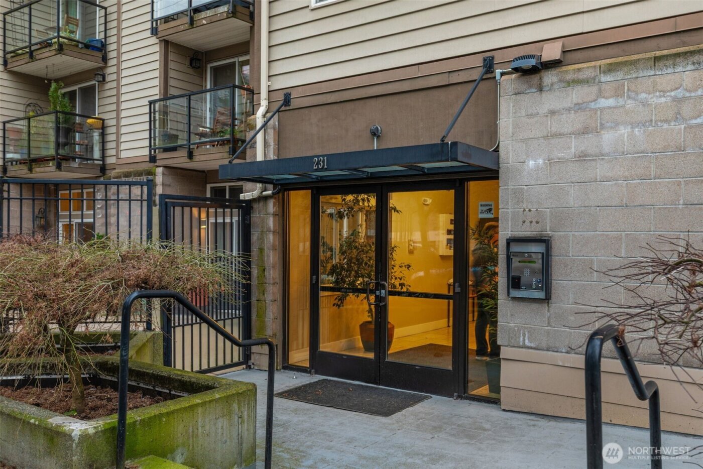 231 Belmont Avenue E #206, Seattle, WA 98102