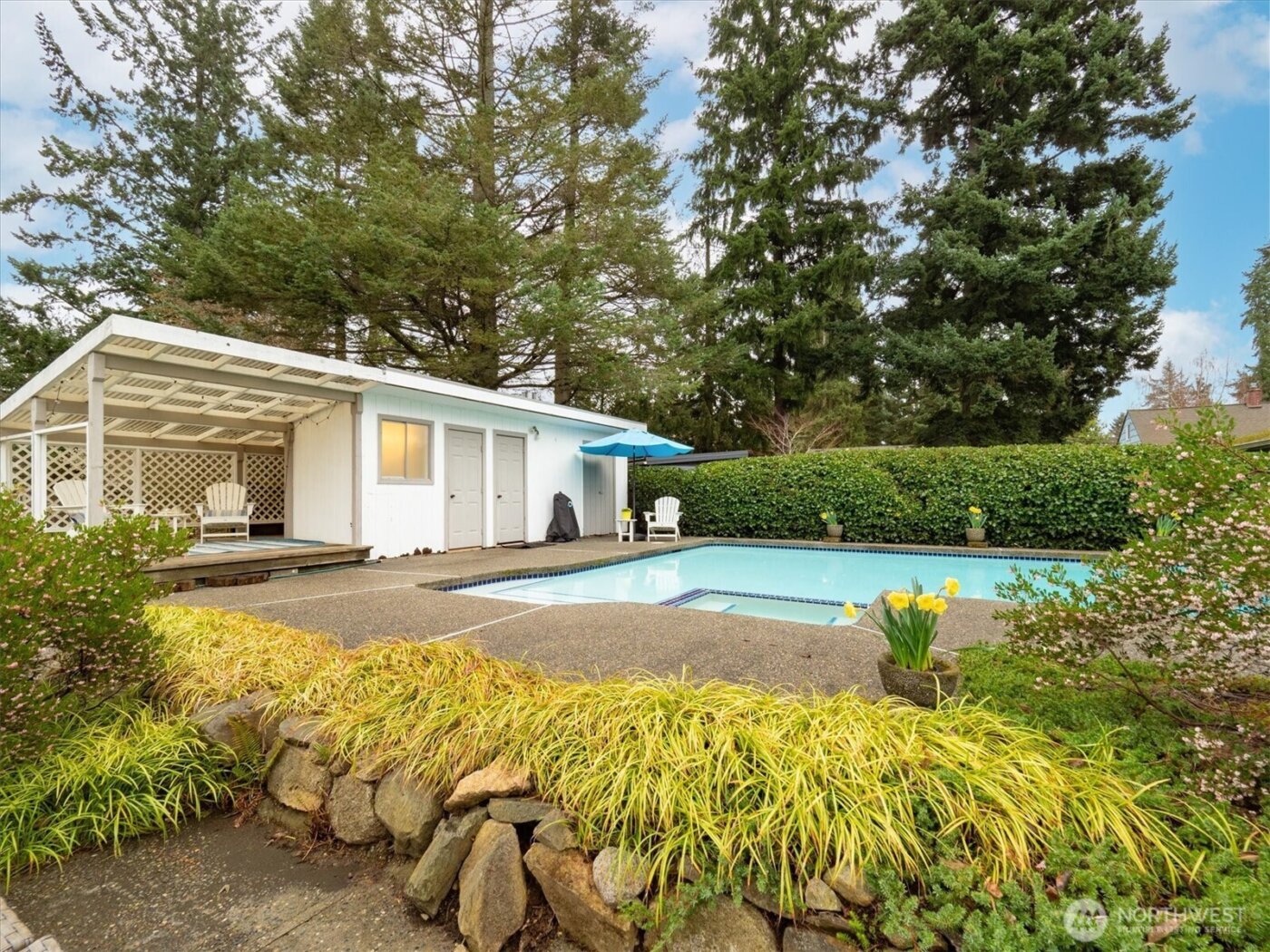 13744 Ashworth Avenue N, Seattle, WA 98133