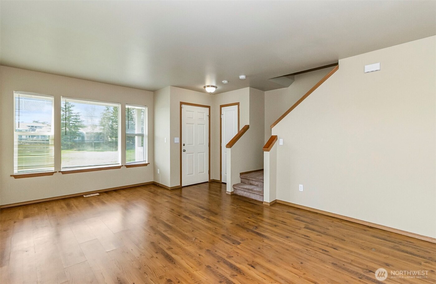 2905 11th Street #B, Everett, WA 98201-1590