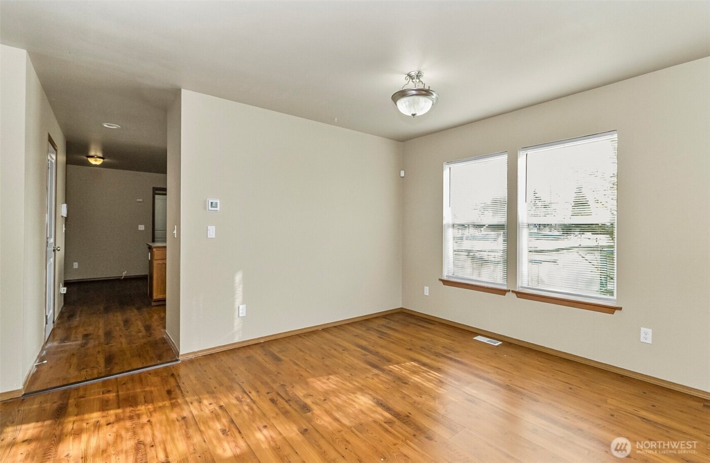 2905 11th Street #B, Everett, WA 98201-1590