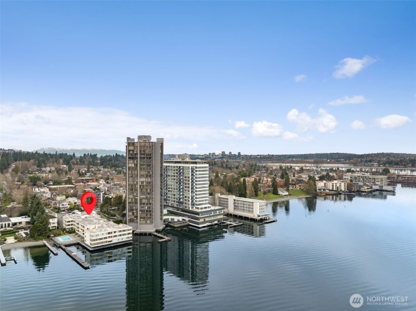 1600 43rd Avenue E #211, Seattle, WA 98112