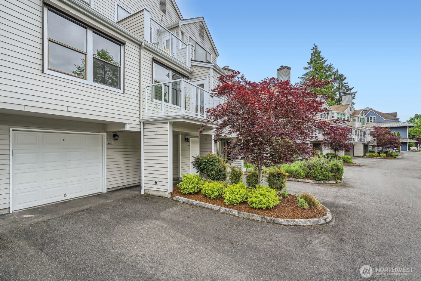 4105 Providence Point Drive SE, Issaquah, WA 98029
