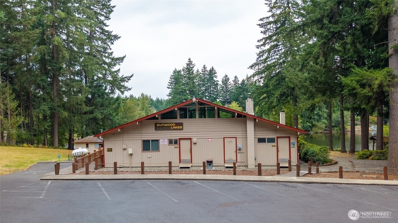 7816 Egret Drive SE, Olympia, WA 98513