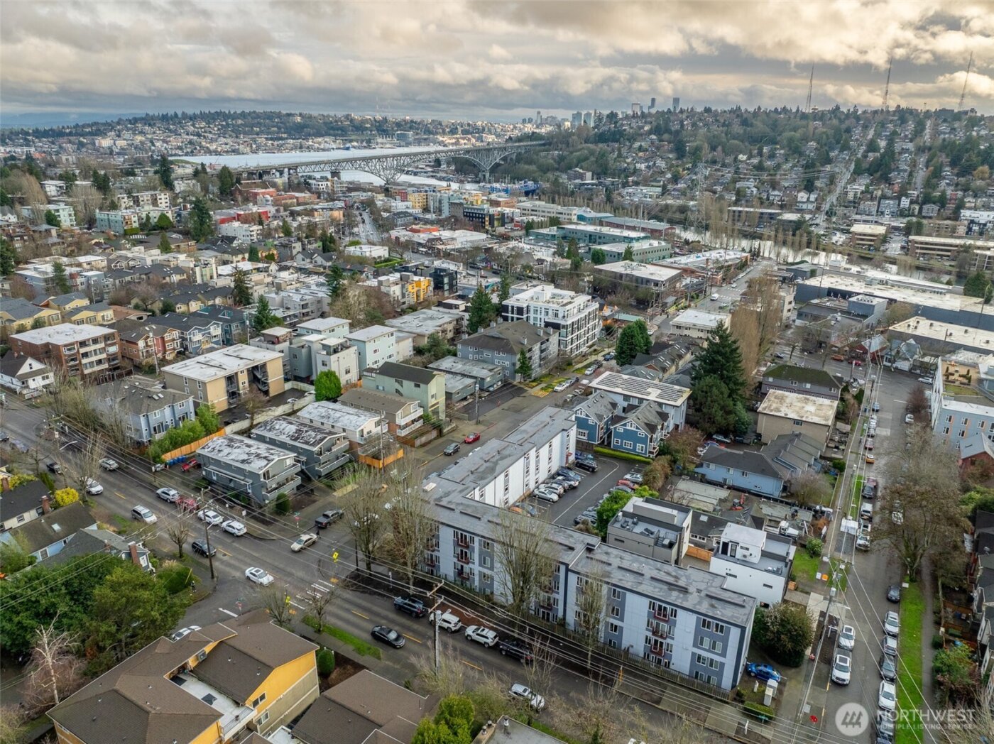 3661 Phinney Avenue N #107, Seattle, WA 98103