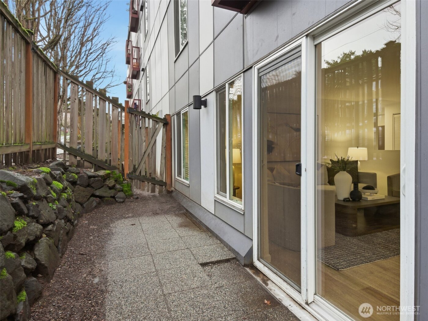 3661 Phinney Avenue N #107, Seattle, WA 98103