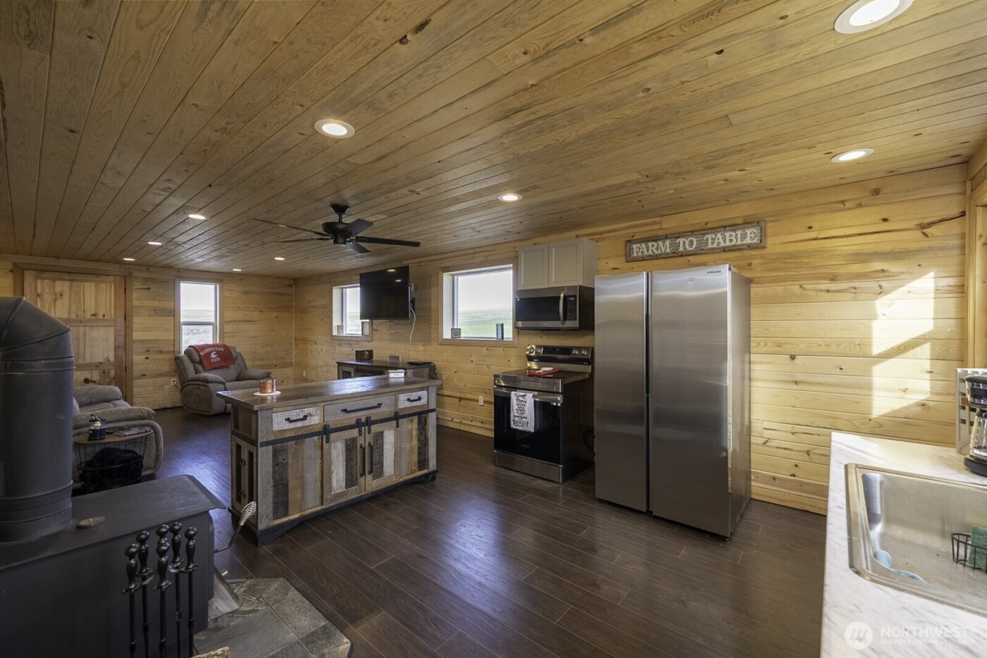 32244 Mohler Road E, Mohler, WA 99154