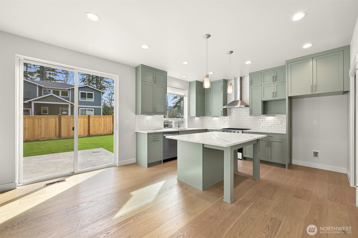 1138 Whidbey Street , Bellingham, WA 98229