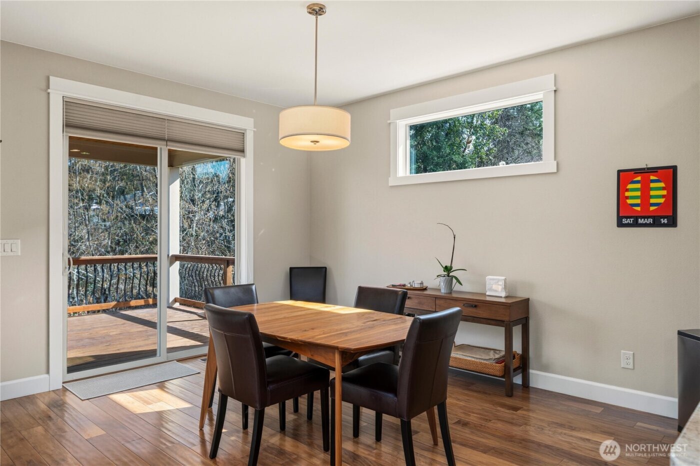 1023 4th Street , Steilacoom, WA 98388