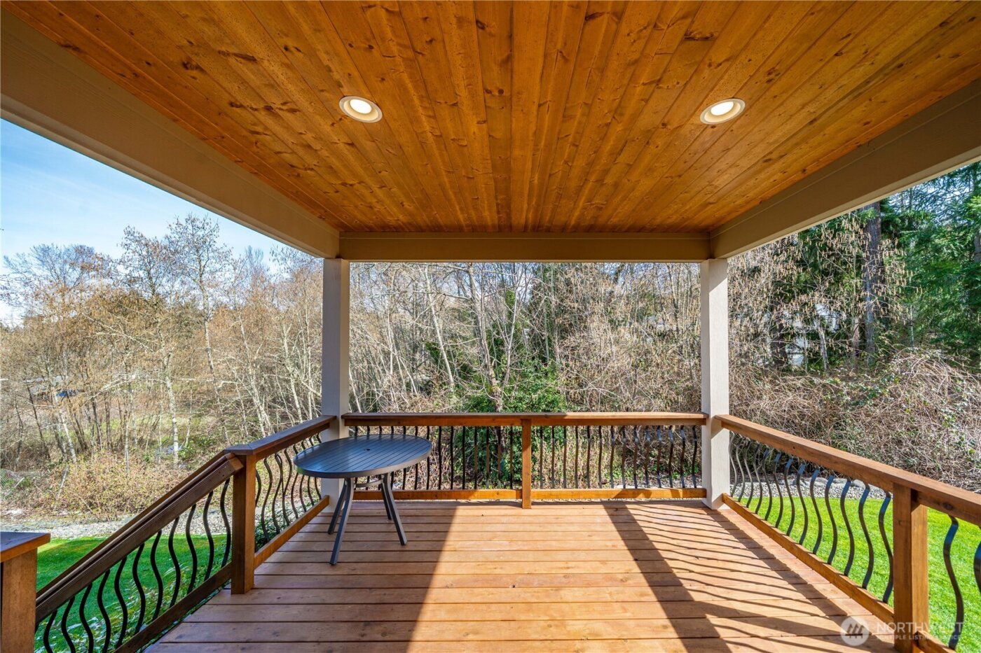 1023 4th Street , Steilacoom, WA 98388