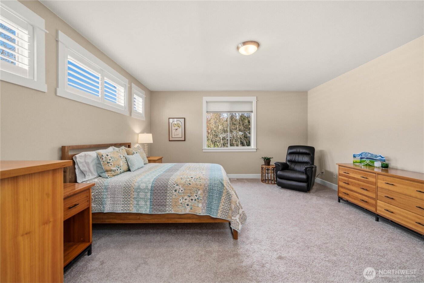 1023 4th Street , Steilacoom, WA 98388